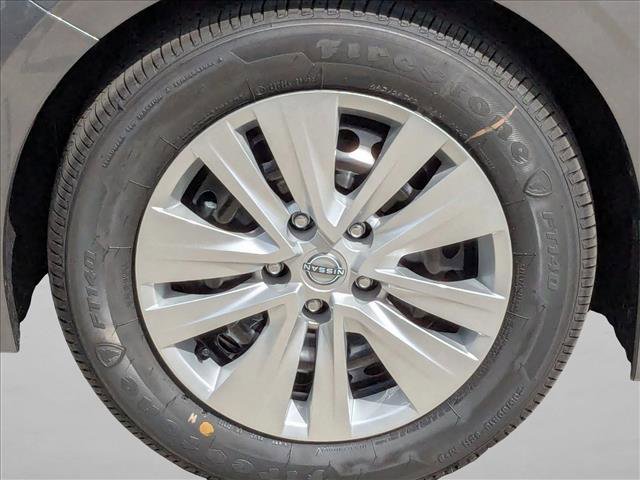 Certified 2025 Nissan Sentra S FWD image 9