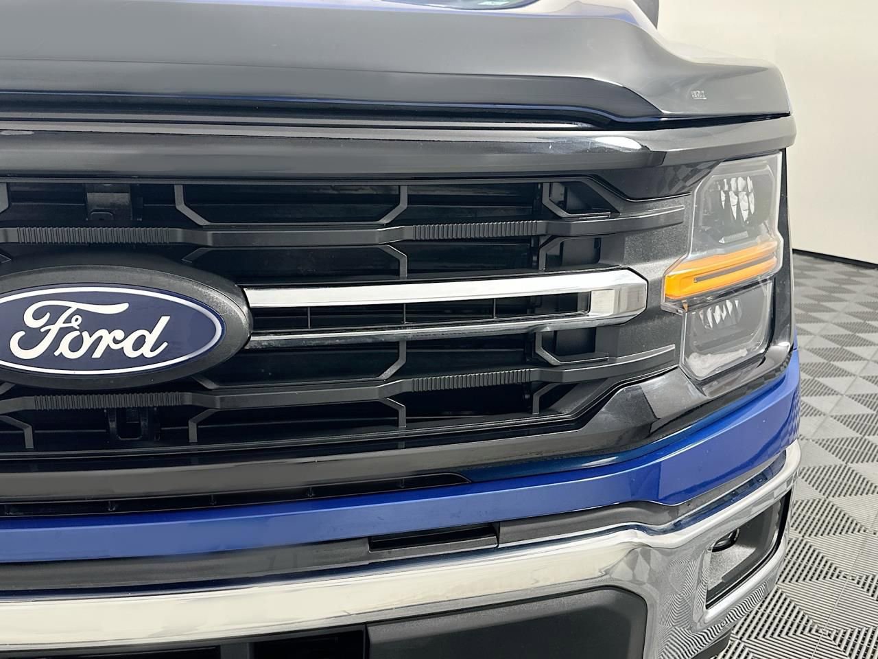 Used 2025 Ford F150 XLT w/ Equipment Group 301A Standard image 4