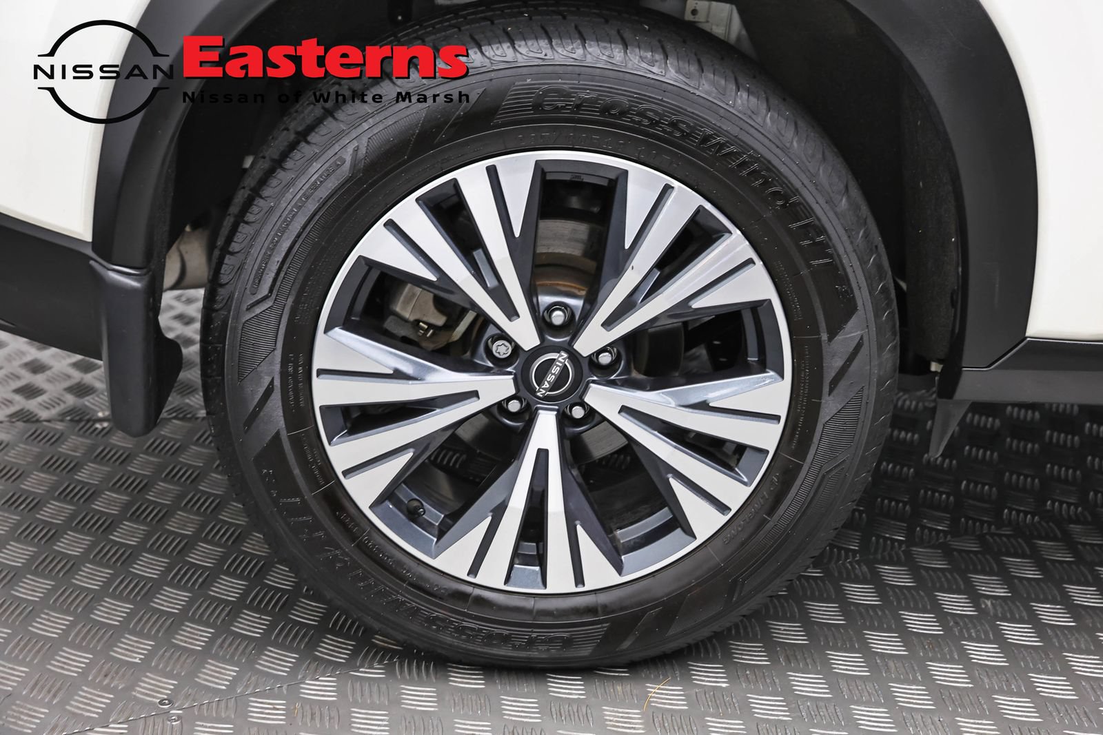 Used 2023 Nissan Rogue SV AWD/4WD image 30