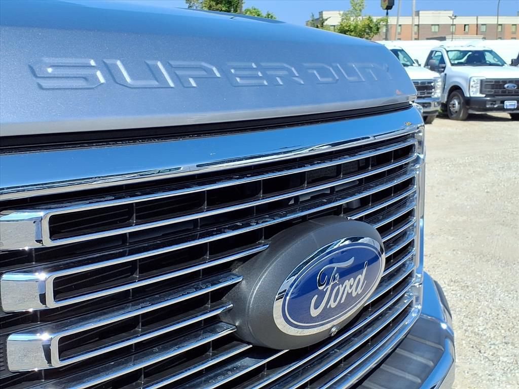 Used 2022 Ford F450 Lariat w/ Lariat Ultimate Package AWD/4WD image 31