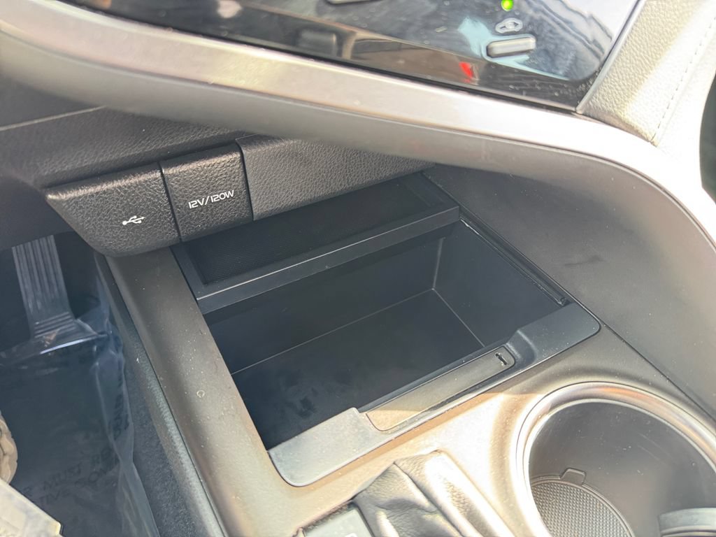 Certified 2023 Toyota Camry SE FWD image 25
