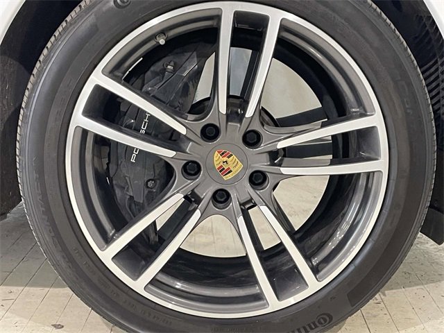 Used 2021 Porsche Cayenne Turbo image 15