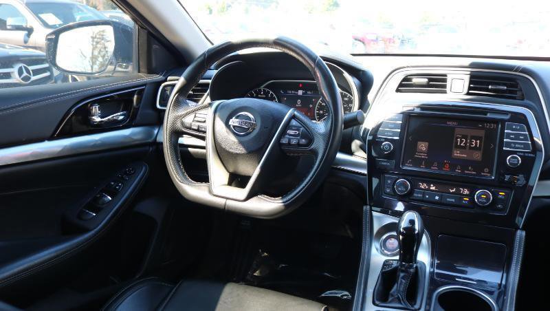 Used 2022 Nissan Maxima SV w/ Floor Mat Group FWD image 25