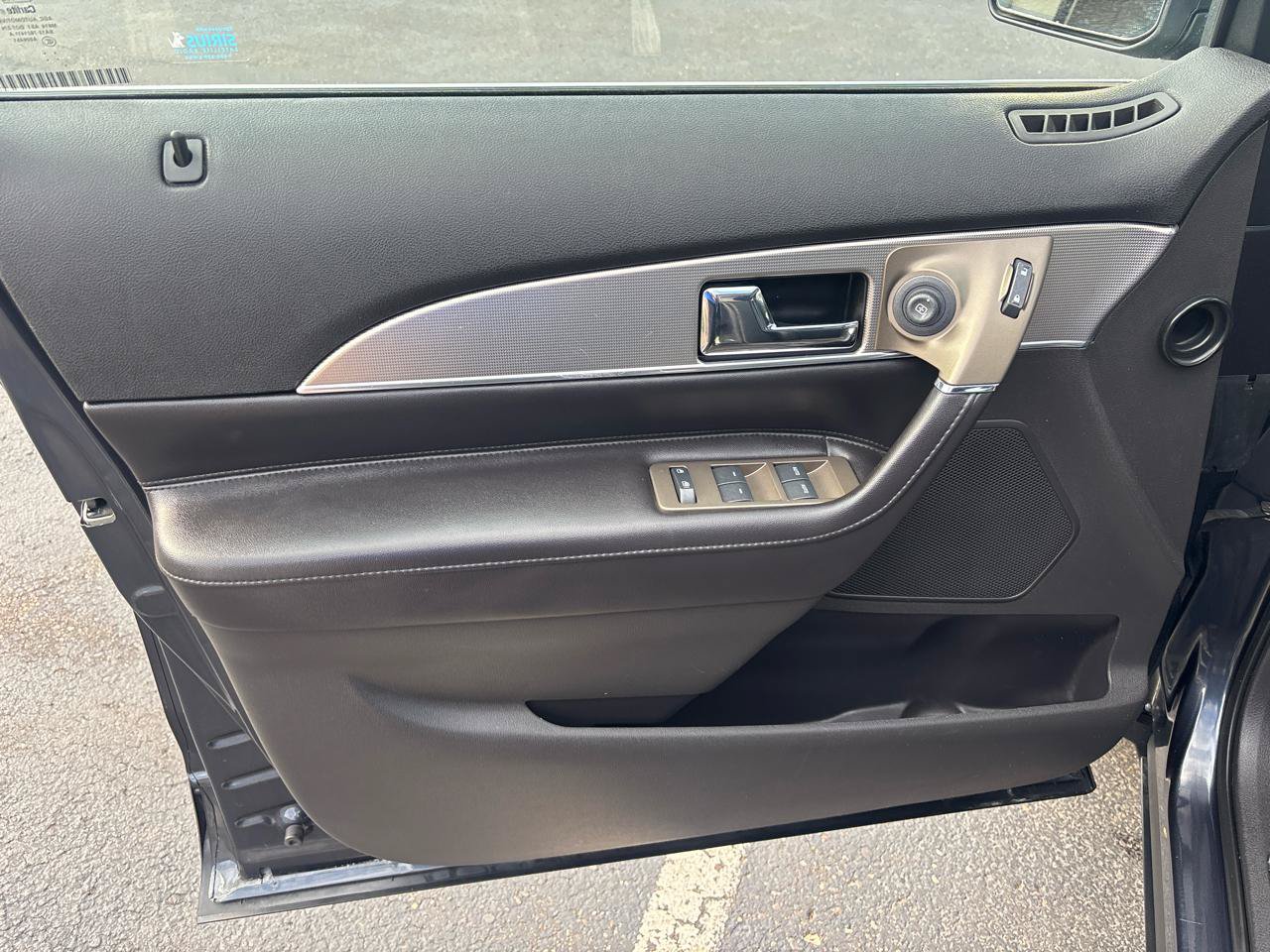 Used 2013 Lincoln MKX AWD image 9