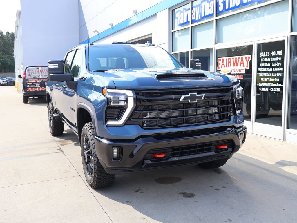 New 2026 Chevrolet Silverado 3500 LTZ w/ LTZ Plus Package AWD/4WD image 2