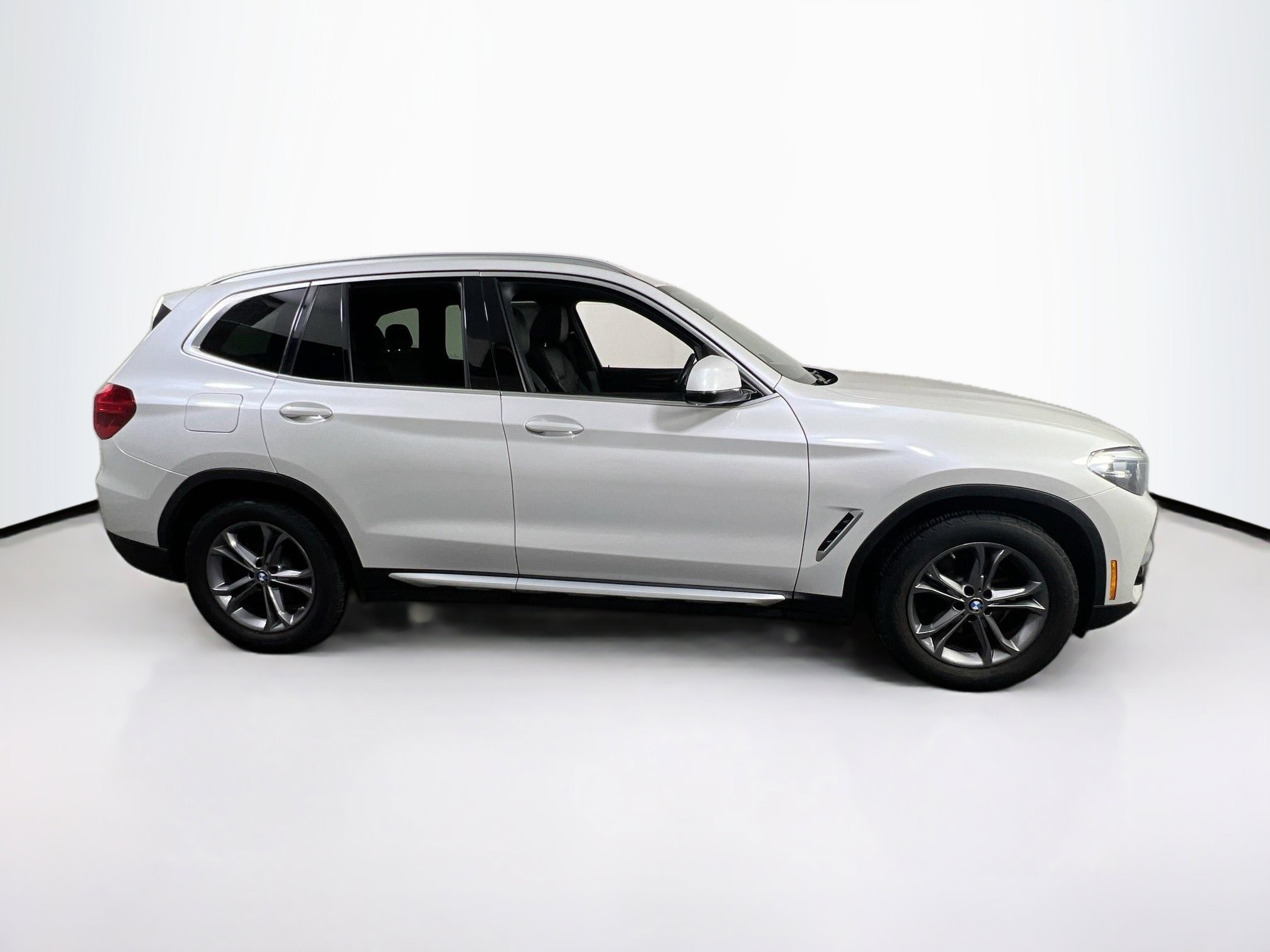 Used 2019 BMW X3 xDrive30i image 4