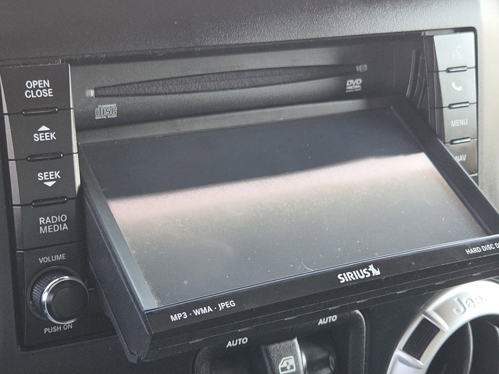 Used 2012 Jeep Wrangler Sahara w/ Connectivity Group image 12