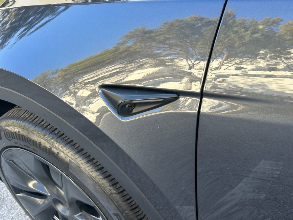 Used 2025 Tesla Model Y Long Range image 15