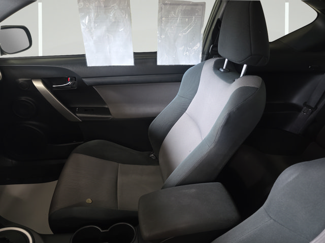 Used 2016 Scion tC FWD image 21