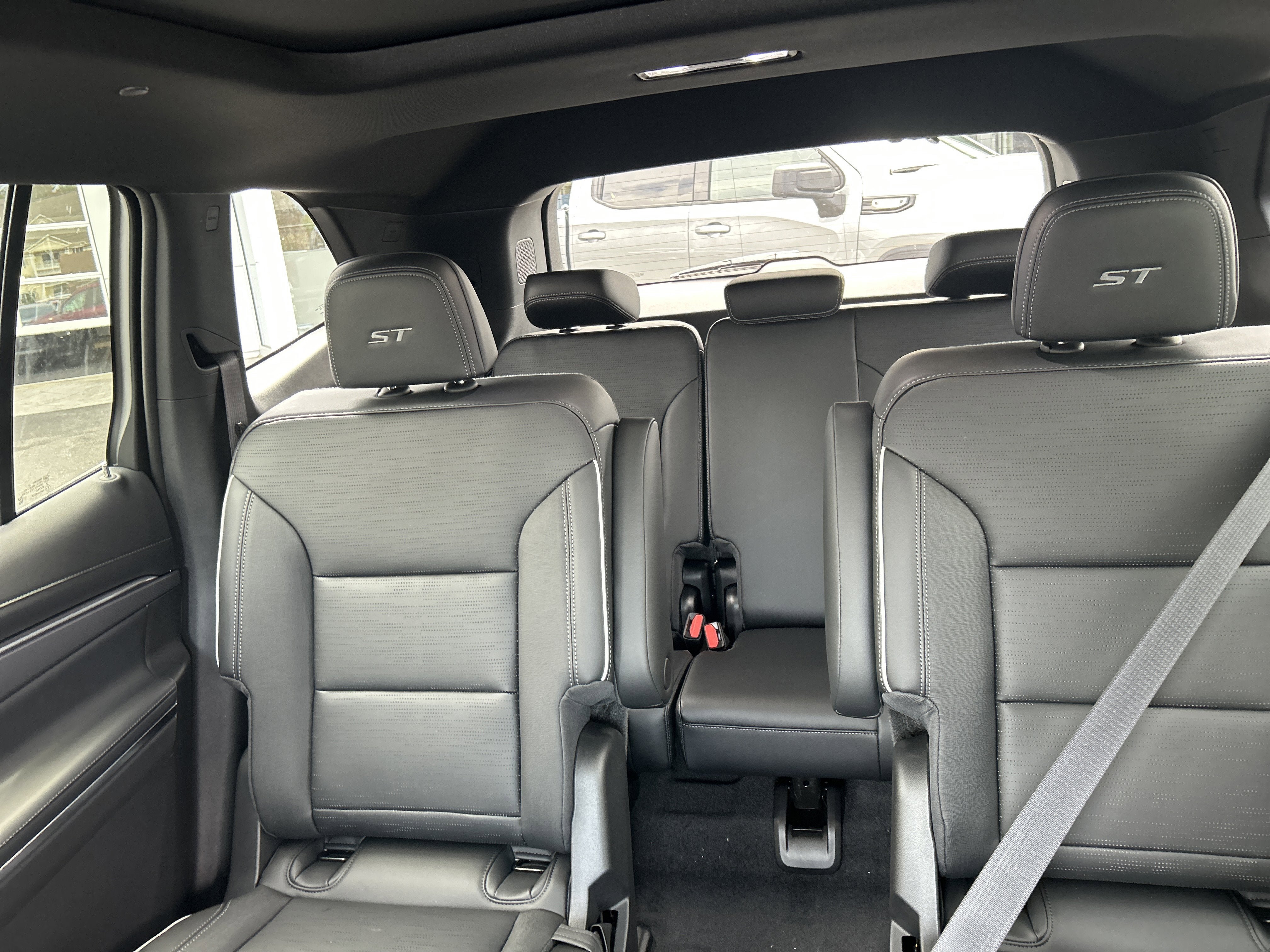 New 2026 Buick Enclave Sport Touring w/ Power Package FWD image 18