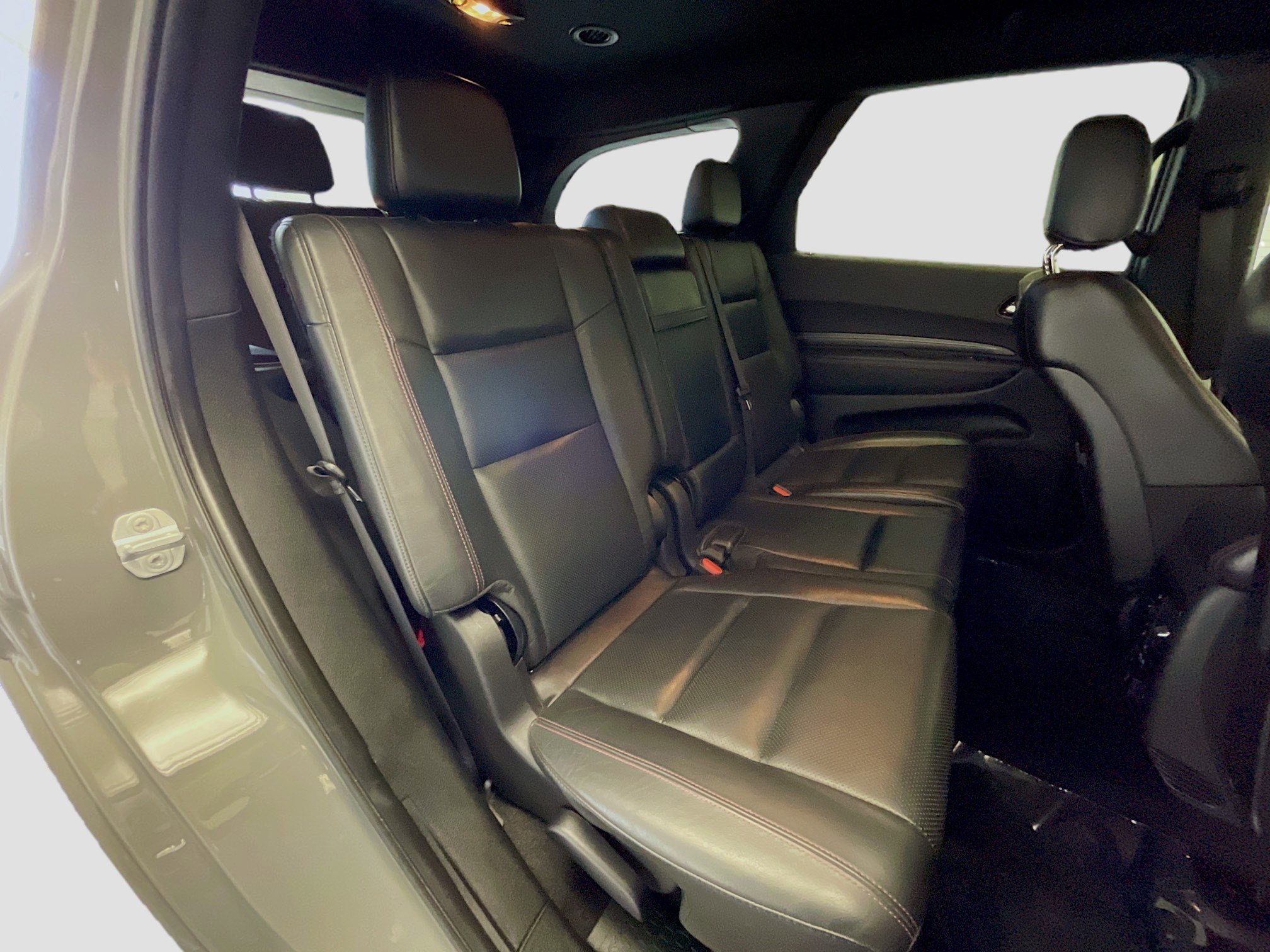 Used 2022 Dodge Durango R/T w/ Blacktop Package AWD/4WD image 18