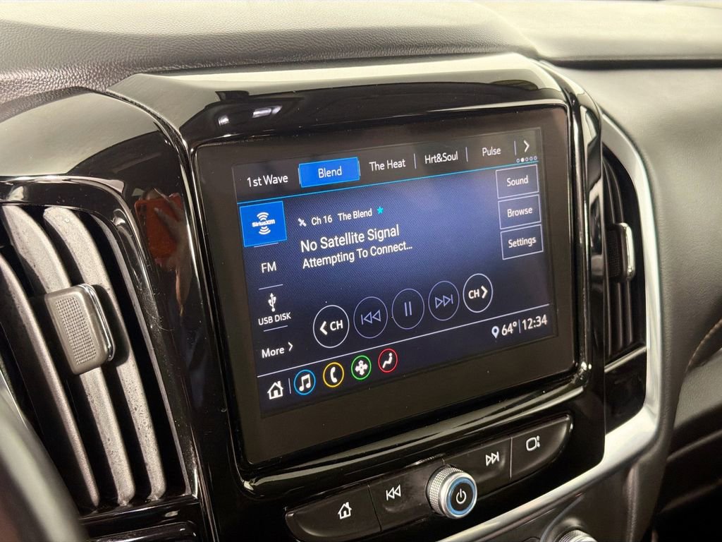 Used 2021 Chevrolet Traverse LT AWD/4WD image 14