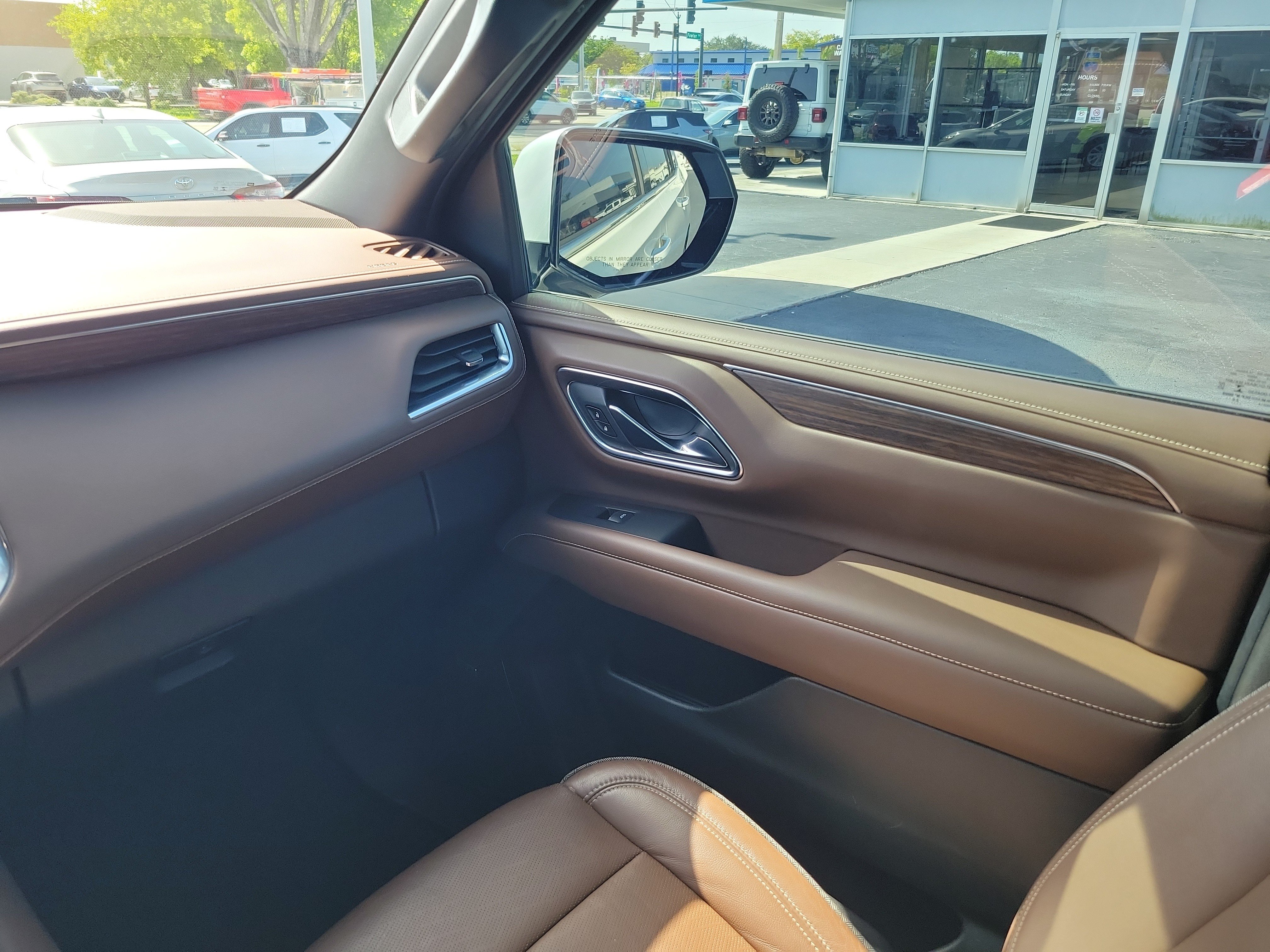 Used 2021 Chevrolet Tahoe High Country RWD image 13