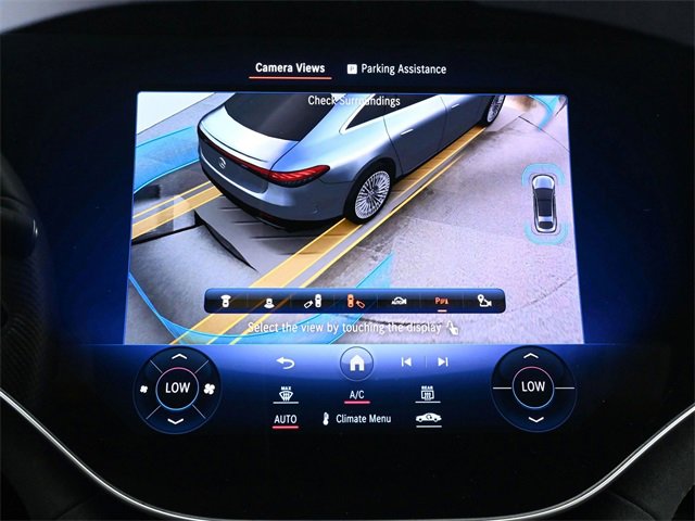 Used 2022 Mercedes-Benz EQS 580 4MATIC Sedan image 34