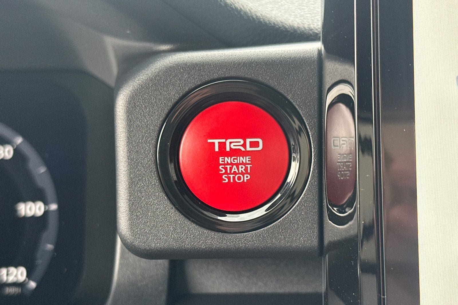 New 2026 Toyota 4Runner TRD Off-Road Premium AWD/4WD image 25