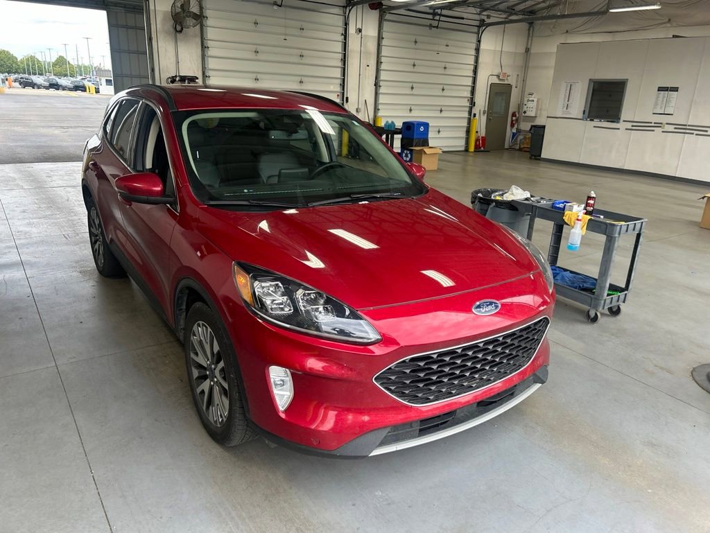 Used 2020 Ford Escape Titanium AWD/4WD image 7