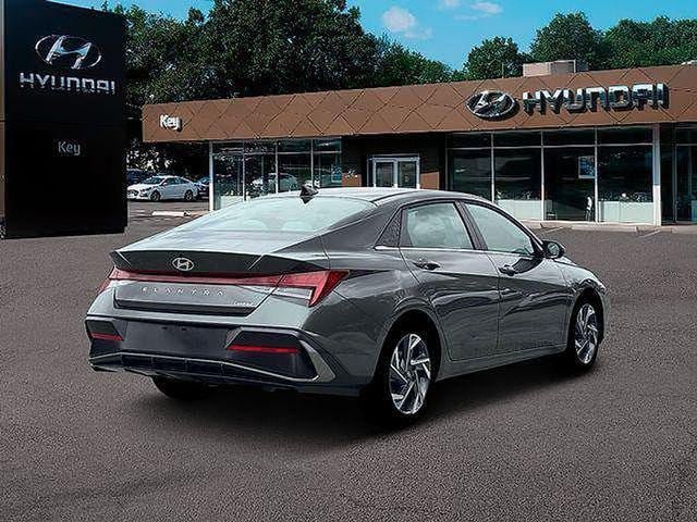 New 2026 Hyundai Elantra Limited FWD image 9