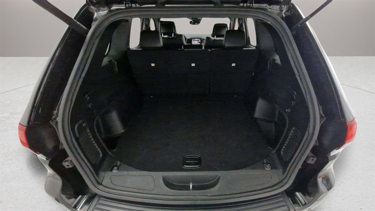 Used 2022 Jeep Grand Cherokee Laredo X image 27