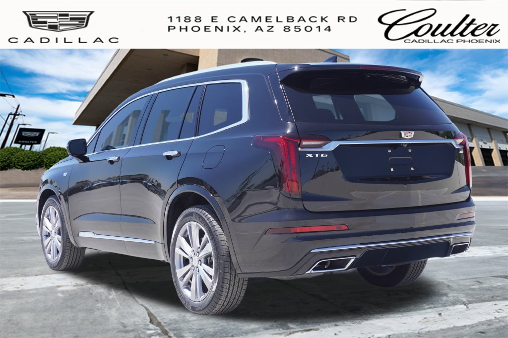Certified 2024 Cadillac XT6 Premium Luxury FWD image 3