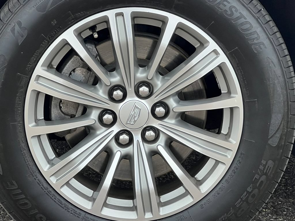 Used 2018 Cadillac XT5 Luxury w/ Driver Awareness Package AWD/4WD image 7