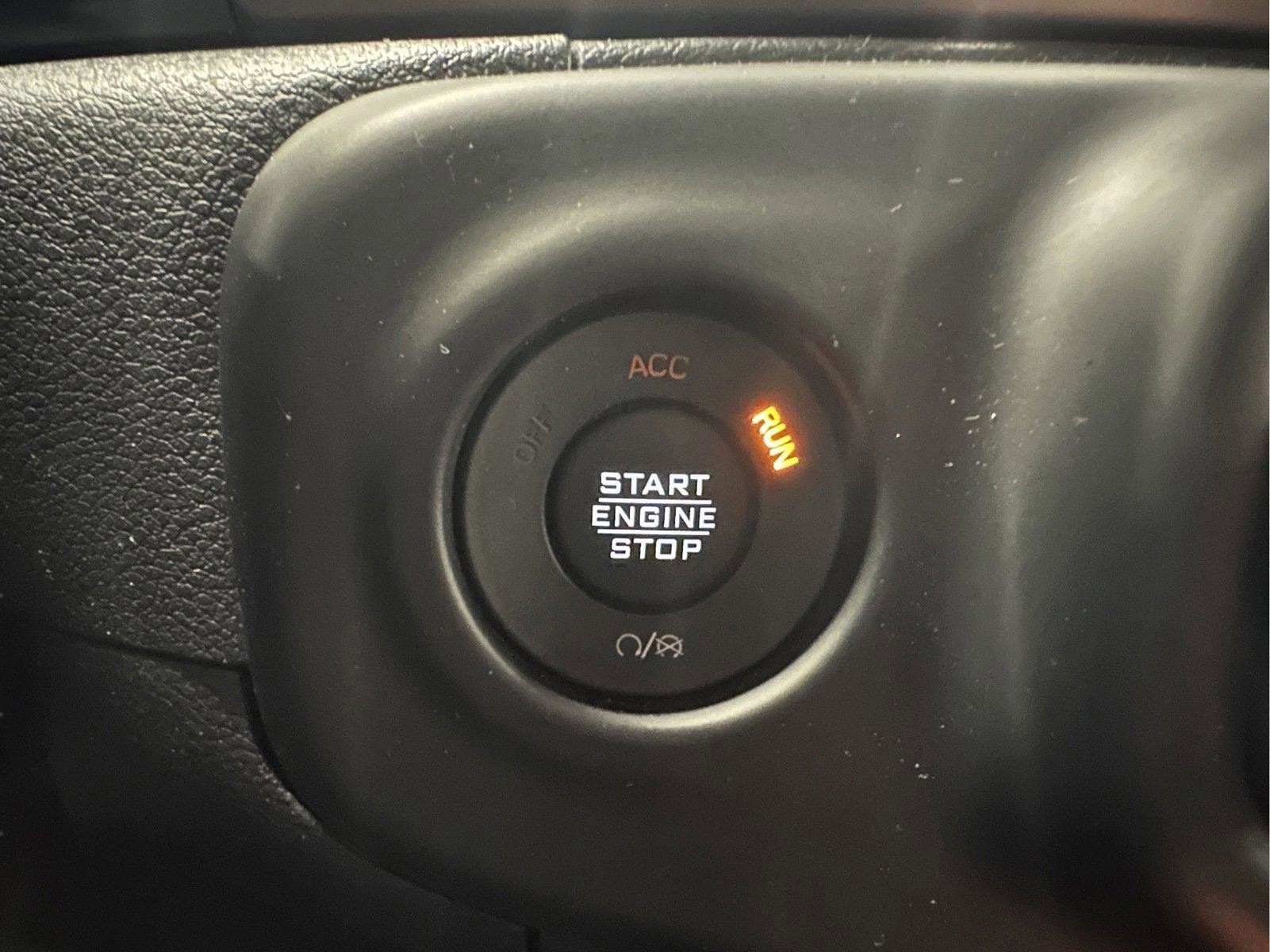 Used 2021 Jeep Gladiator Sport image 22