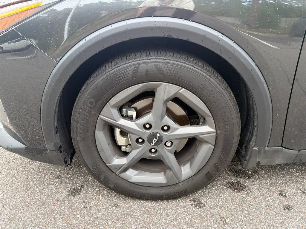 Certified 2025 Kia K4 FWD image 25