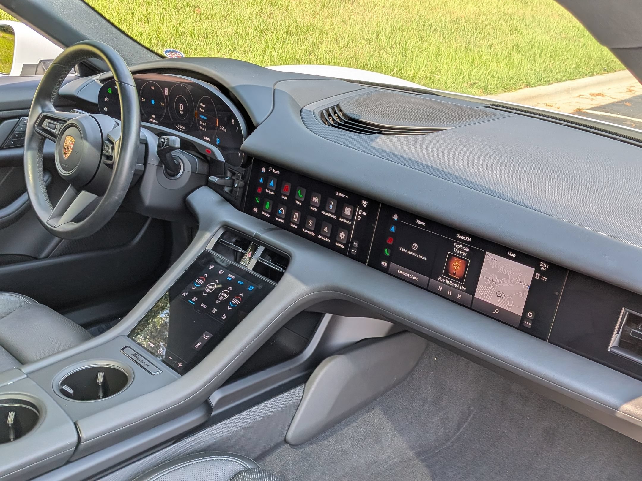 Certified 2023 Porsche Taycan RWD image 27