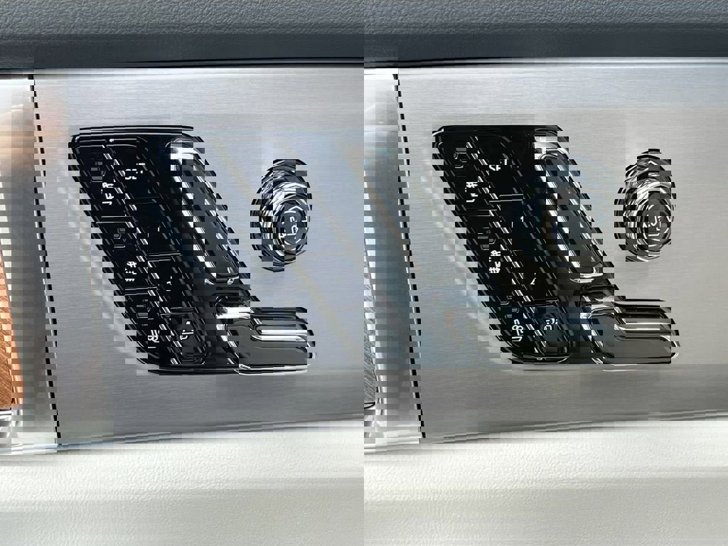 New 2026 Cadillac Vistiq Luxury image 20