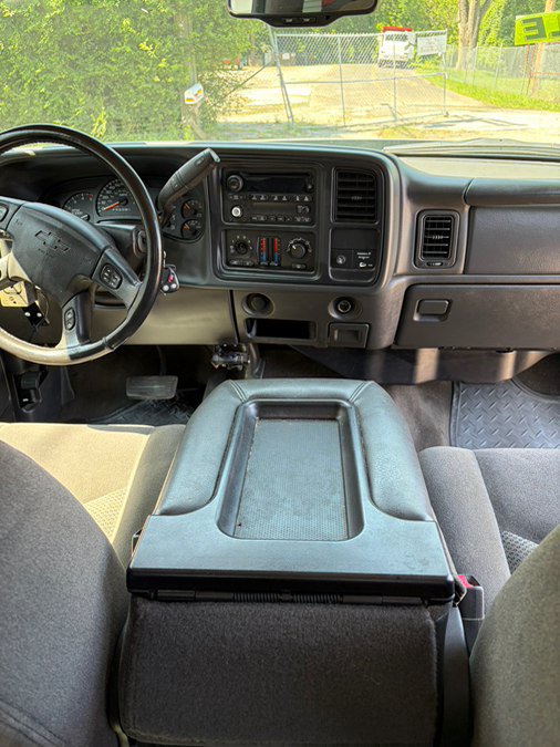 Used 2006 Chevrolet Silverado 2500 LT w/ Heavy-Duty Power Package AWD/4WD image 29