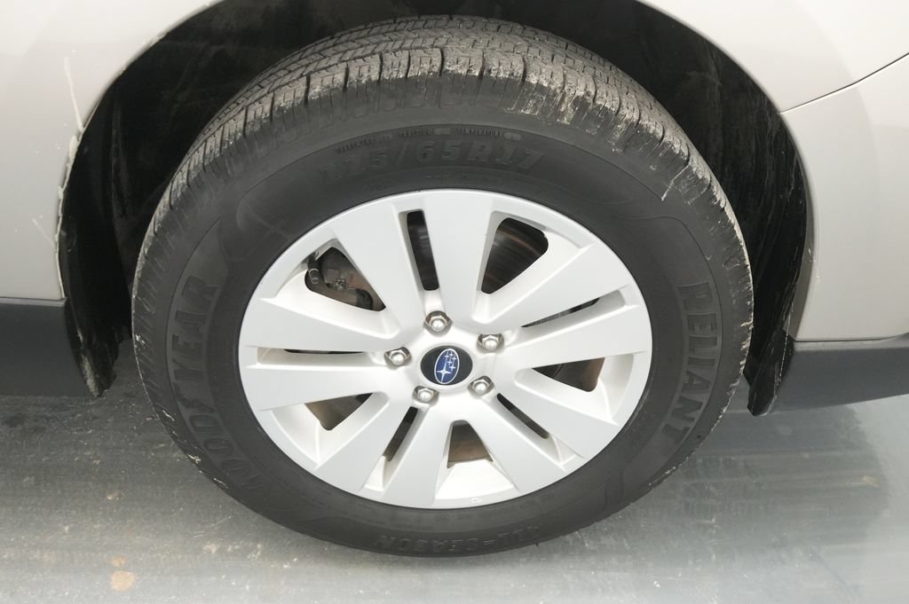 Used 2019 Subaru Outback 2.5i Premium AWD/4WD image 10