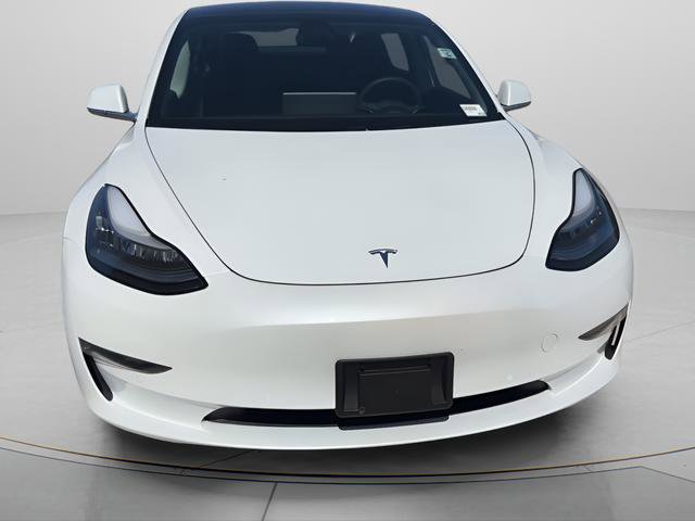 Used 2019 Tesla Model 3 Mid Range image 1