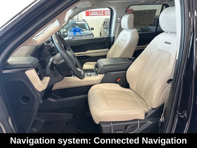 Used 2024 Ford Expedition Max Platinum AWD/4WD image 5