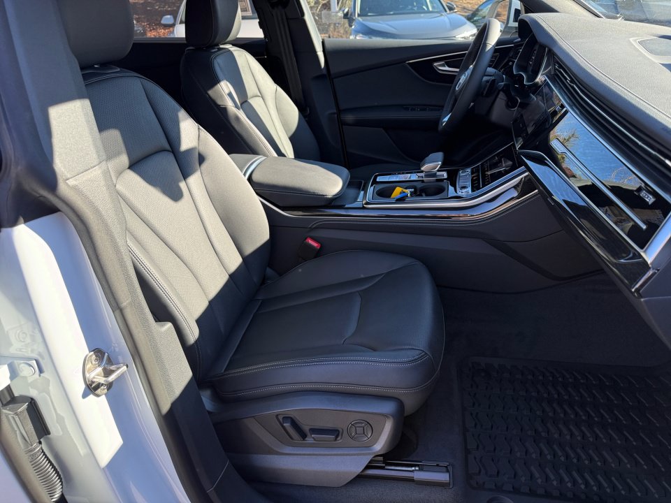New 2026 Audi Q8 Premium Plus AWD/4WD image 28