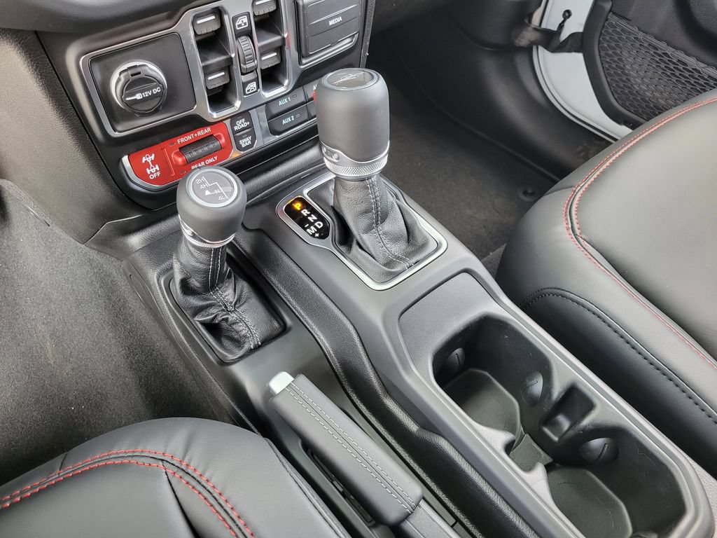 New 2026 Jeep Gladiator Rubicon w/ Safety Group AWD/4WD image 15