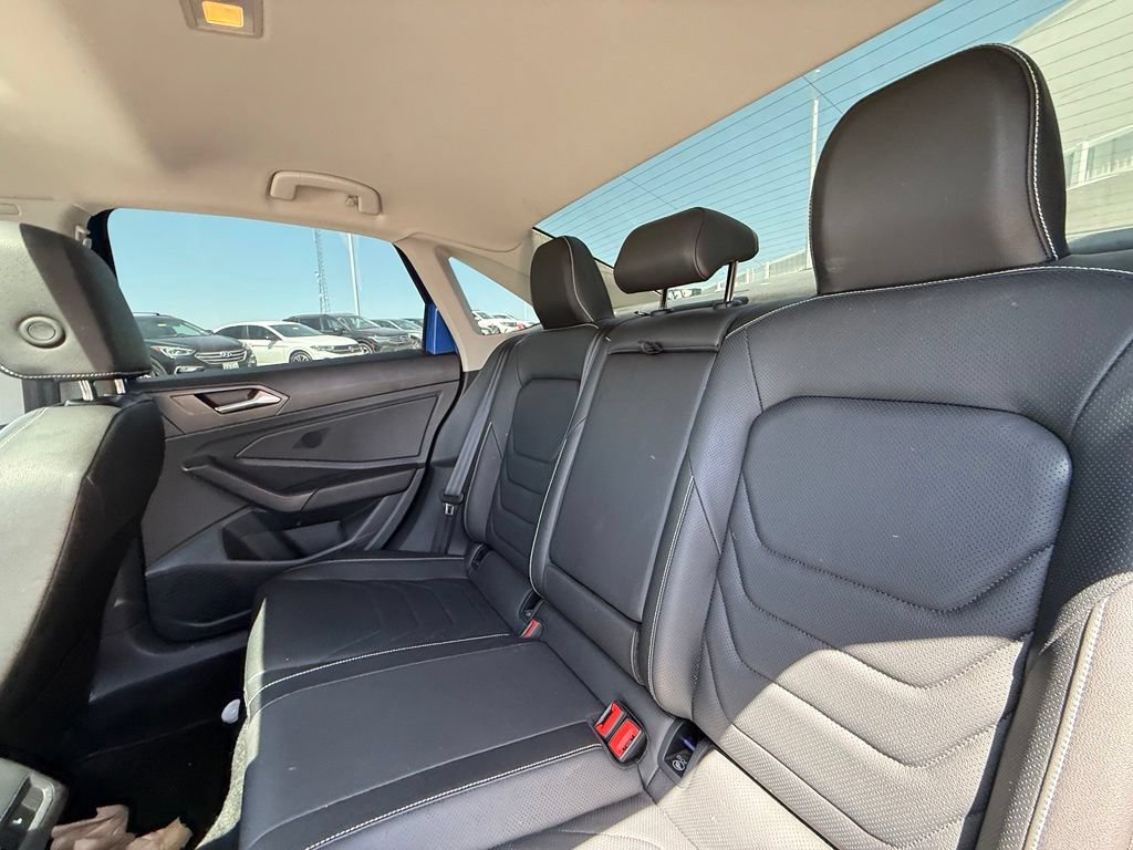 Used 2024 Volkswagen Jetta SEL FWD image 18