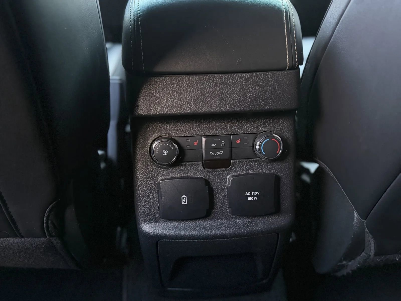 Used 2019 Ford Explorer Platinum image 45