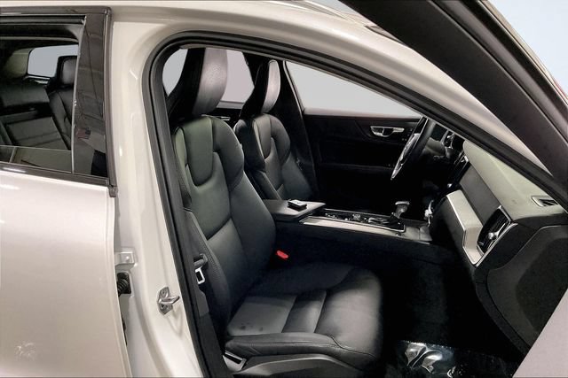 Certified 2021 Volvo V60 T5 Cross Country w/ Climate Package AWD/4WD image 9