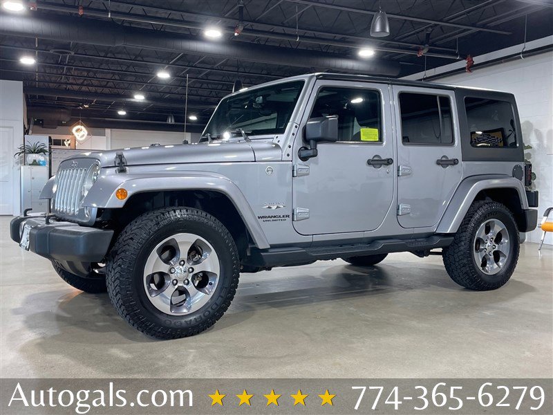Used 2016 Jeep Wrangler Unlimited Sahara w/ Connectivity Group
