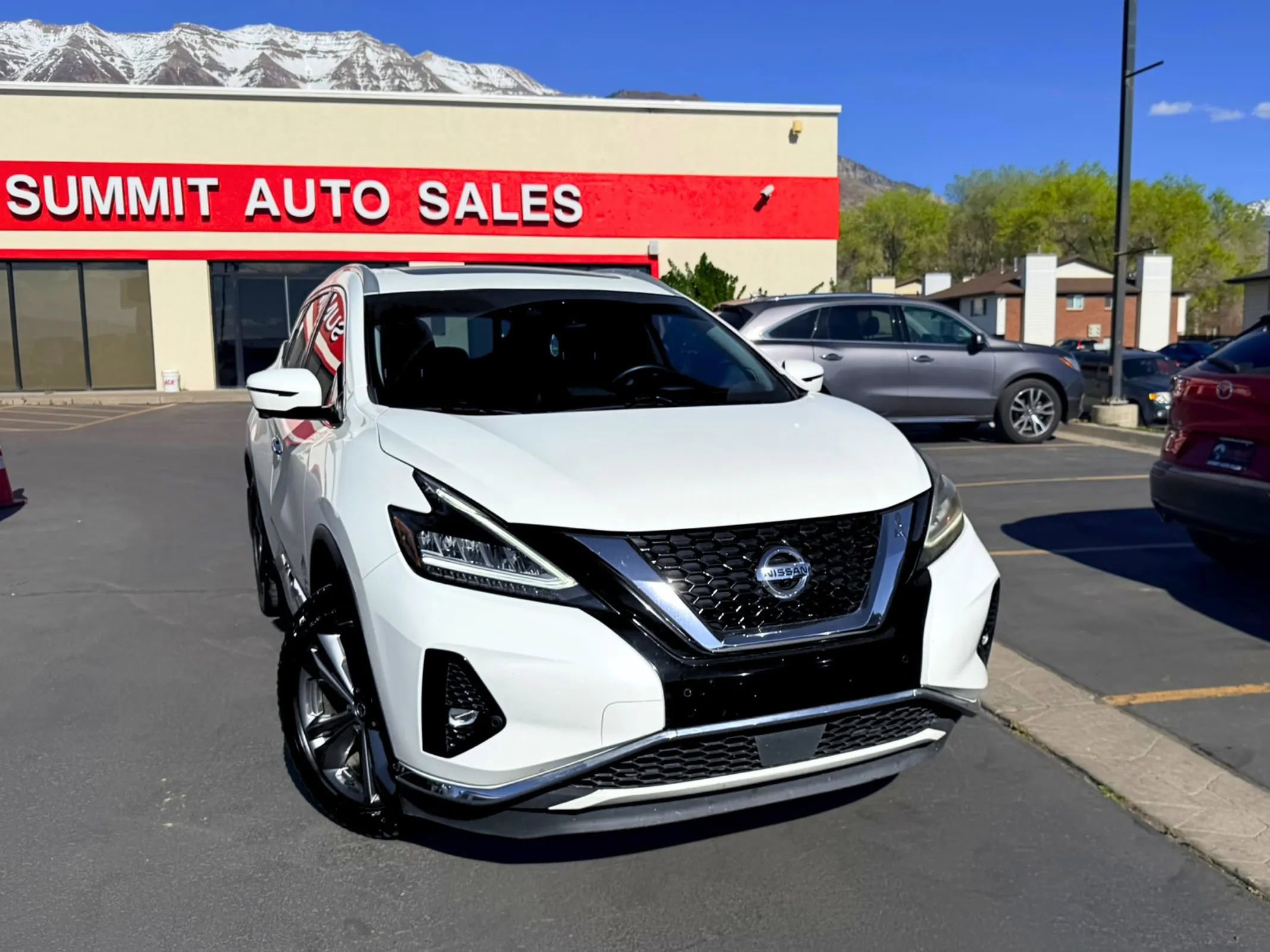 Used 2020 Nissan Murano Platinum w/ Cargo Package AWD/4WD image 2