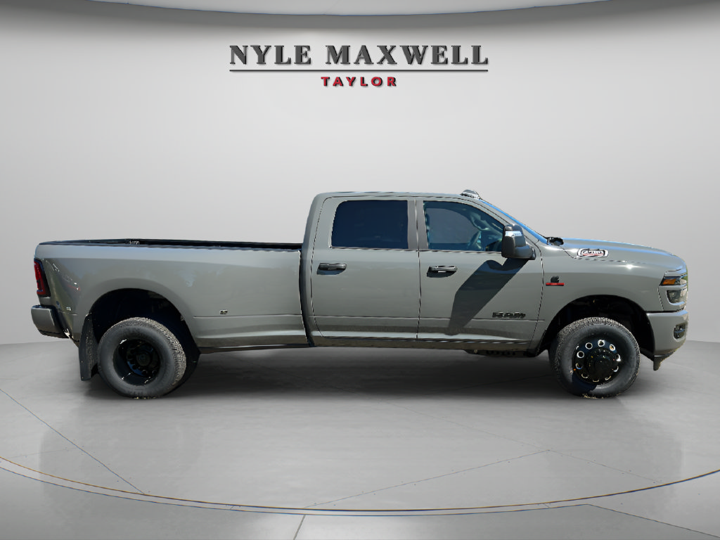 New 2027 RAM 3500 Lone Star AWD/4WD image 13