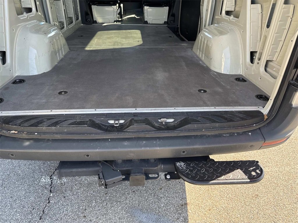 Used 2024 Mercedes-Benz Sprinter 2500 image 14