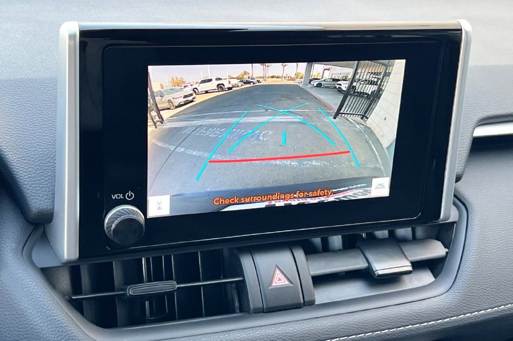 Certified 2025 Toyota RAV4 XLE AWD/4WD image 22