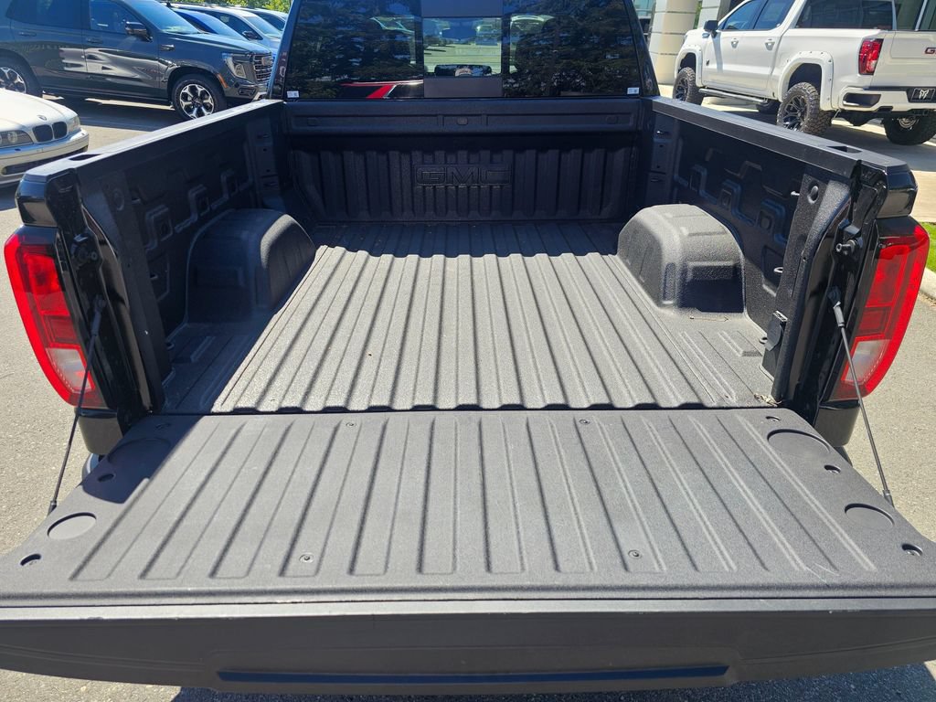 Used 2026 GMC Sierra 1500 Elevation w/ Elevation Premium Package AWD/4WD image 13