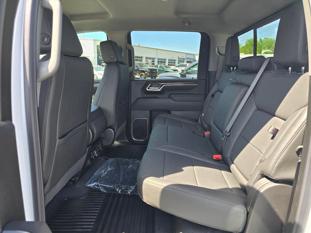 New 2026 Chevrolet Silverado 2500 LT w/ Leather Package AWD/4WD image 11
