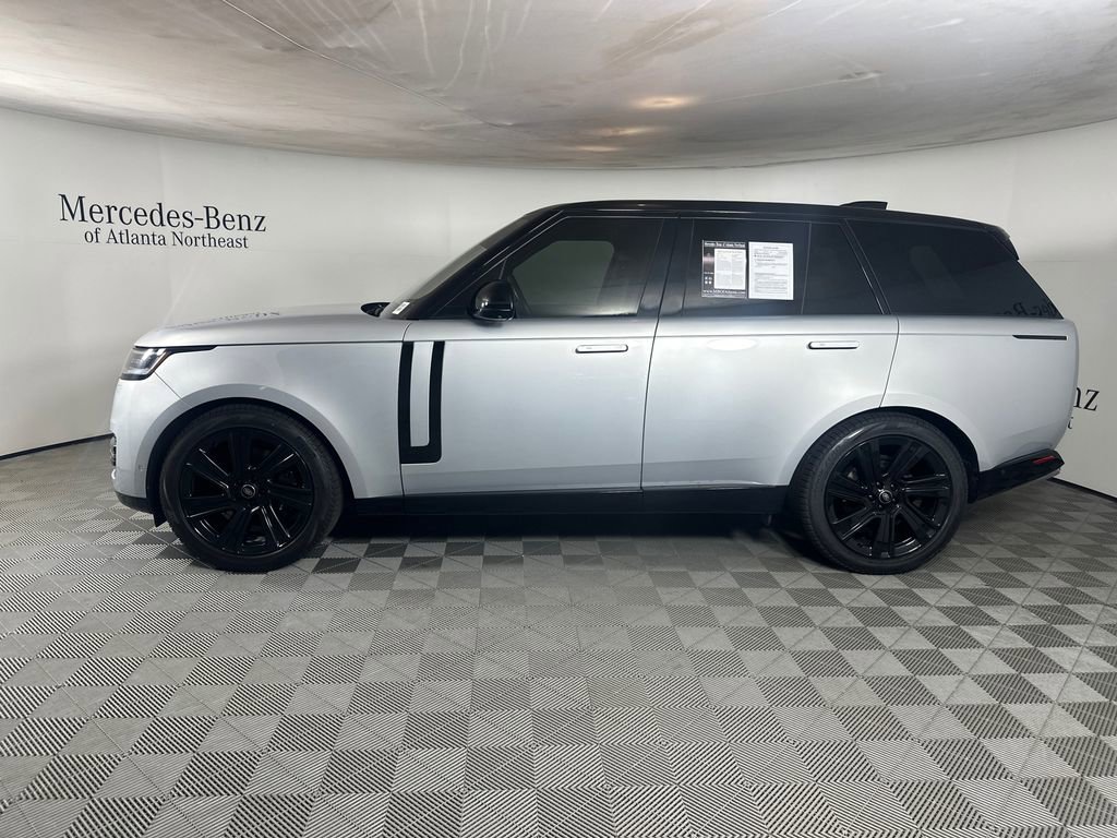 Used 2023 Land Rover Range Rover SE AWD/4WD image 4