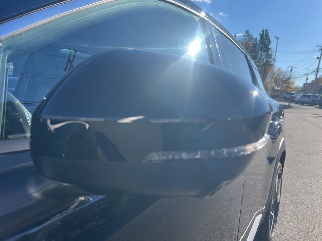 New 2026 Nissan Kicks SR w/ SR Premium Package AWD/4WD image 25