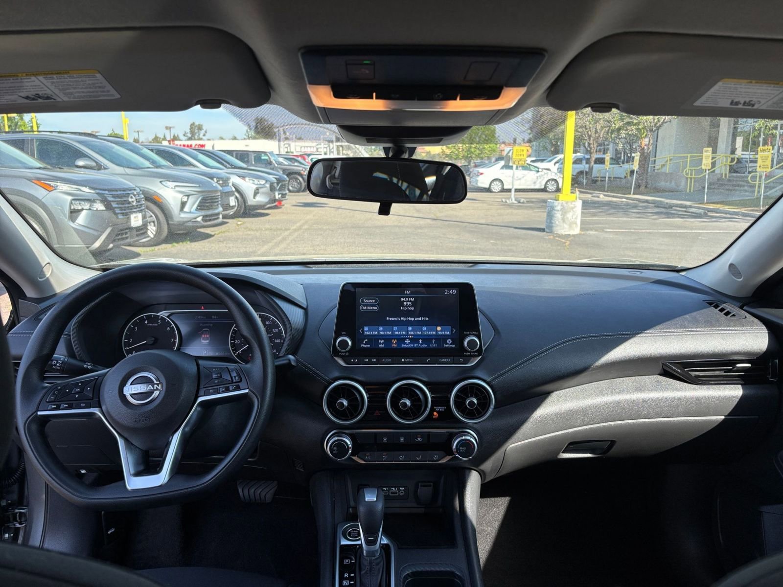 Used 2025 Nissan Sentra SV image 31