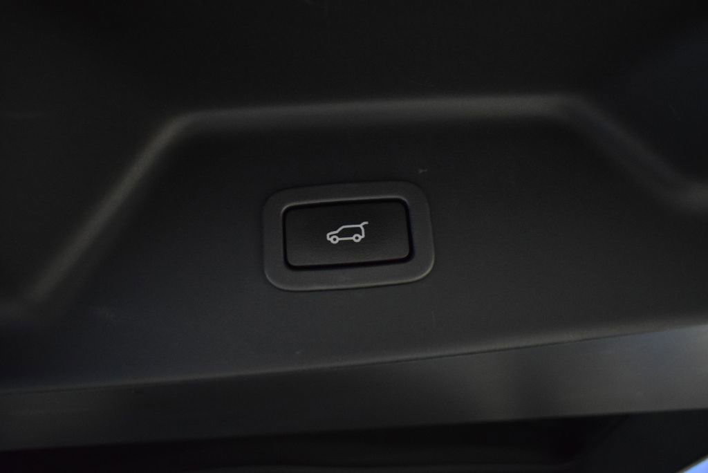 Used 2019 Land Rover Range Rover HSE image 16