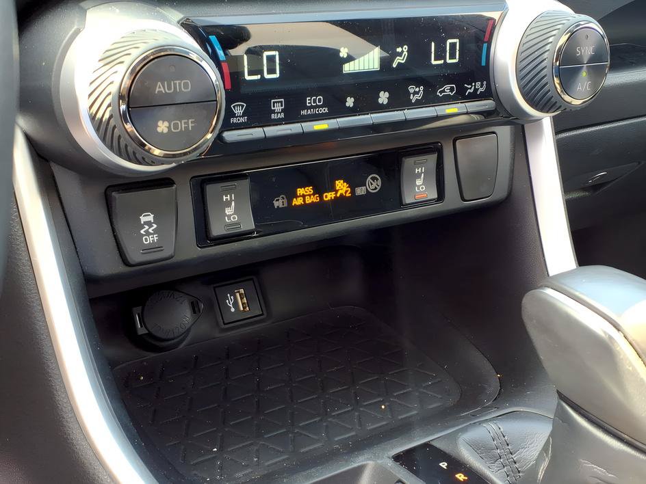 Certified 2023 Toyota RAV4 XSE AWD/4WD image 22