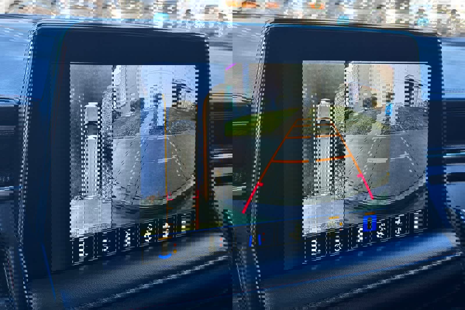 Used 2023 Chevrolet Tahoe RST w/ Luxury Package image 21